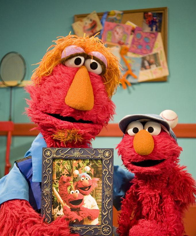 Sesame Street Gets Elmos Dad To Explain Racism And Why People Are 